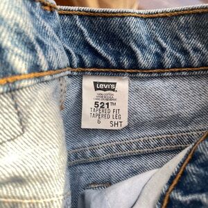 VINTAGE LEVI’S 521